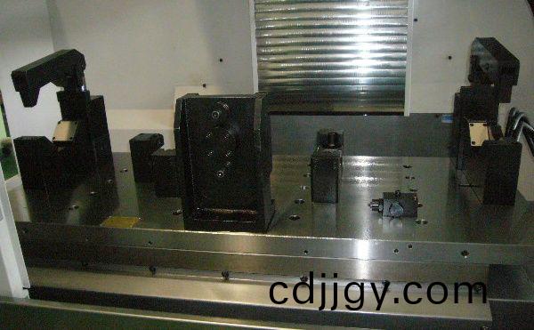 后橋加工(gong)裌(jia)具(ju)