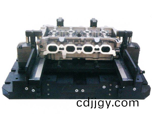 缸蓋(gai)加工(gong)液壓(ya)裌(jia)具(ju)